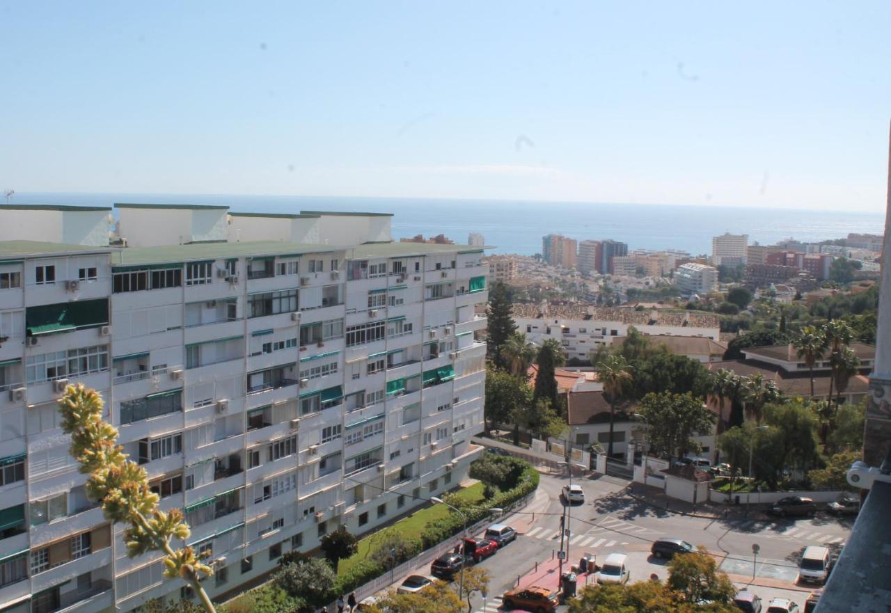 Coty'S Beach, Habitaciones En Casa Compartida Benalmadena Luaran gambar